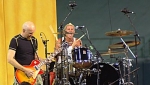 Blondie-Stew deafens Stu G